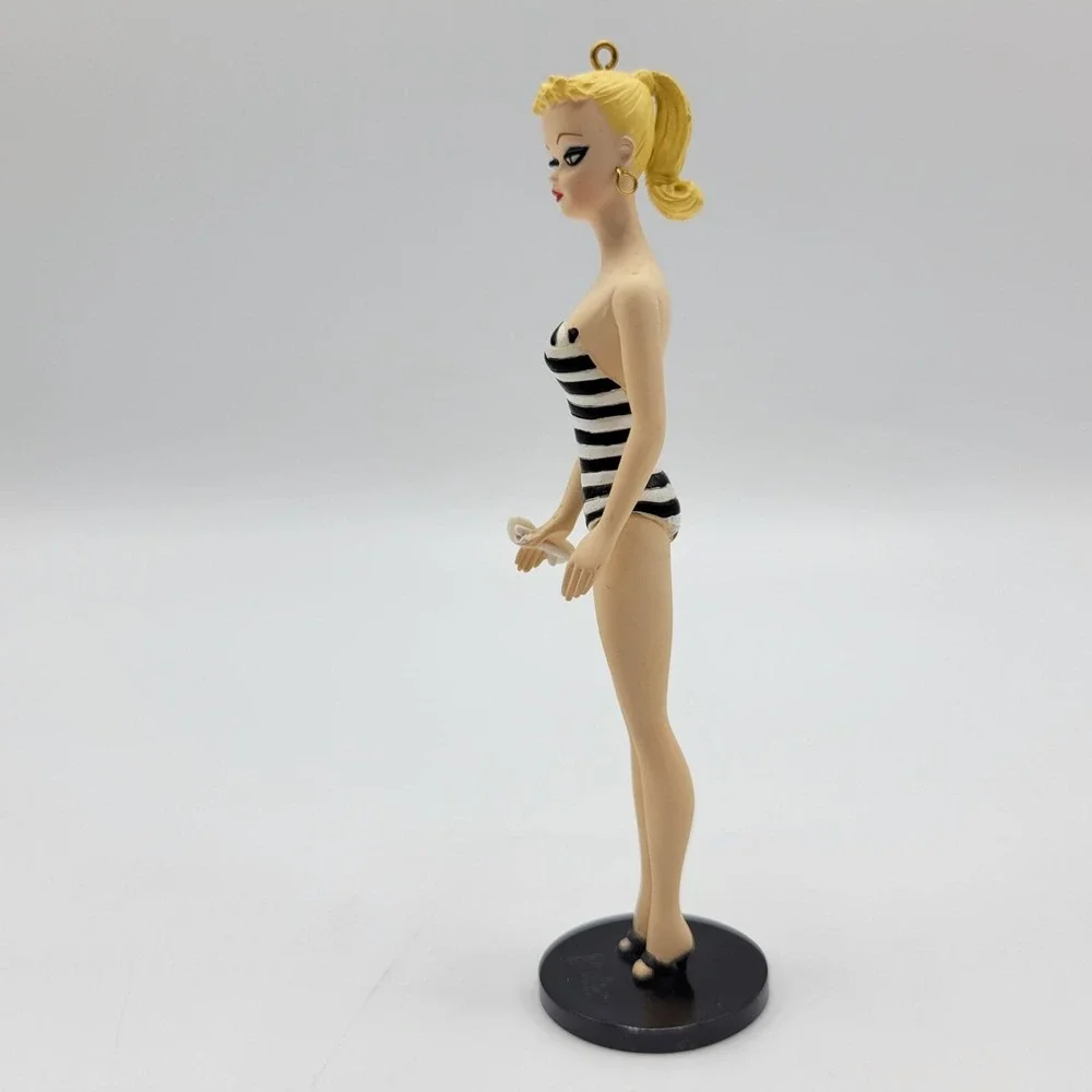 Hallmark Keepsake Ornament Debut 1959 Barbie 1994 Edition Collectors Series